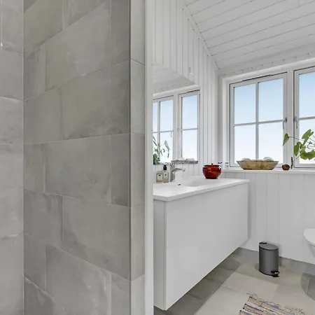 Ferienhaus 3 Bedroom Beautiful In