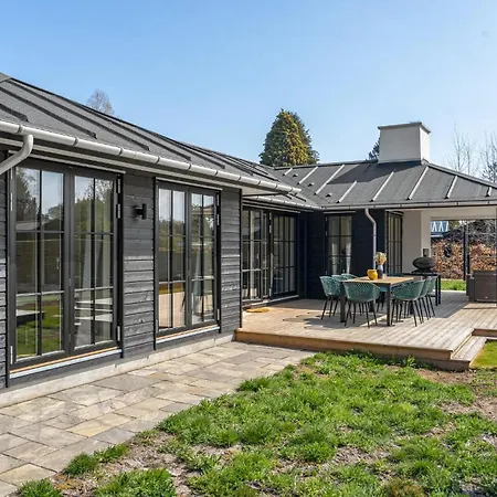 3 Bedroom Beautiful In *
